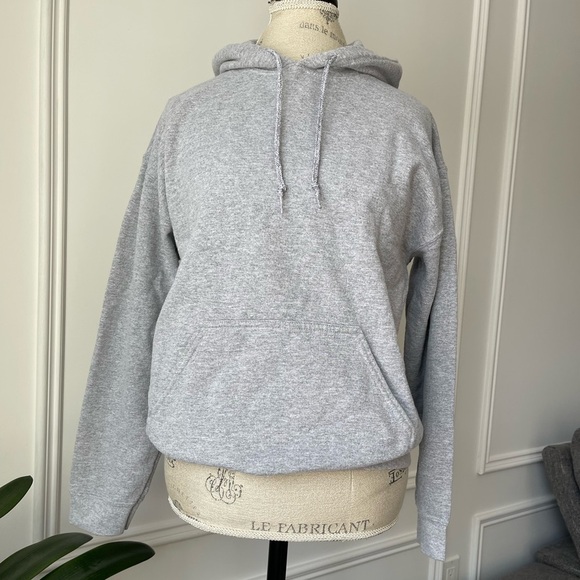 Pretty little thing Grey Hoodie - Picture 2 of 5